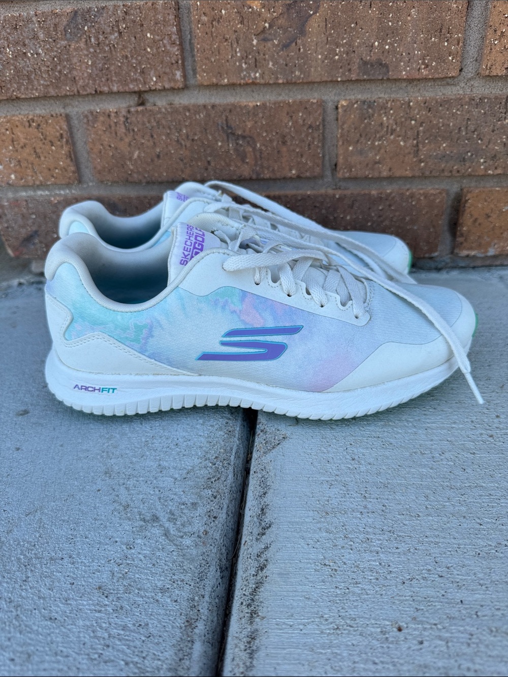 Sketcher’s Women’s Golf Shoes - Pastel Tie-Dye Accents